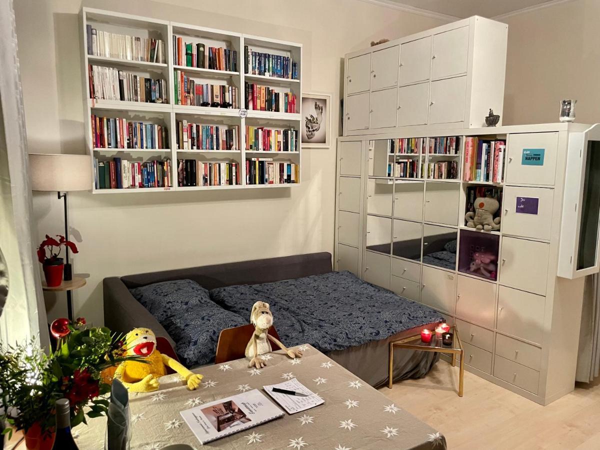 Feel At Home - Self Check In Wina Bagian luar foto