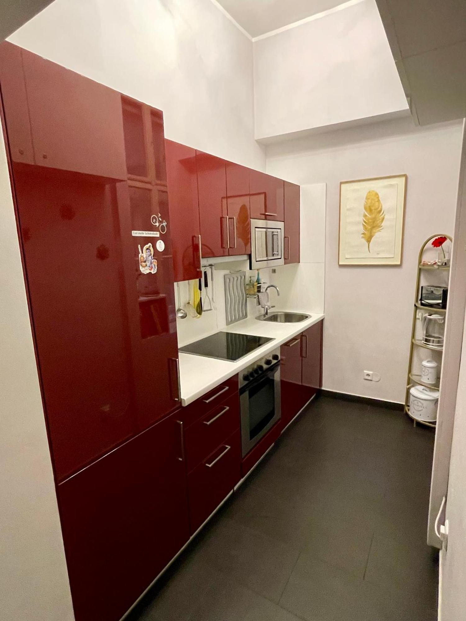 Feel At Home - Self Check In Wina Bagian luar foto